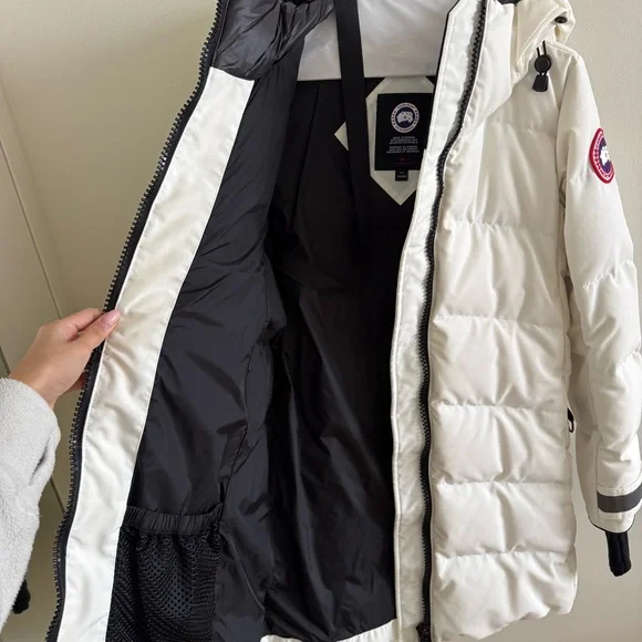 Canada Goose Merritt Parka - Picture 10 of 11